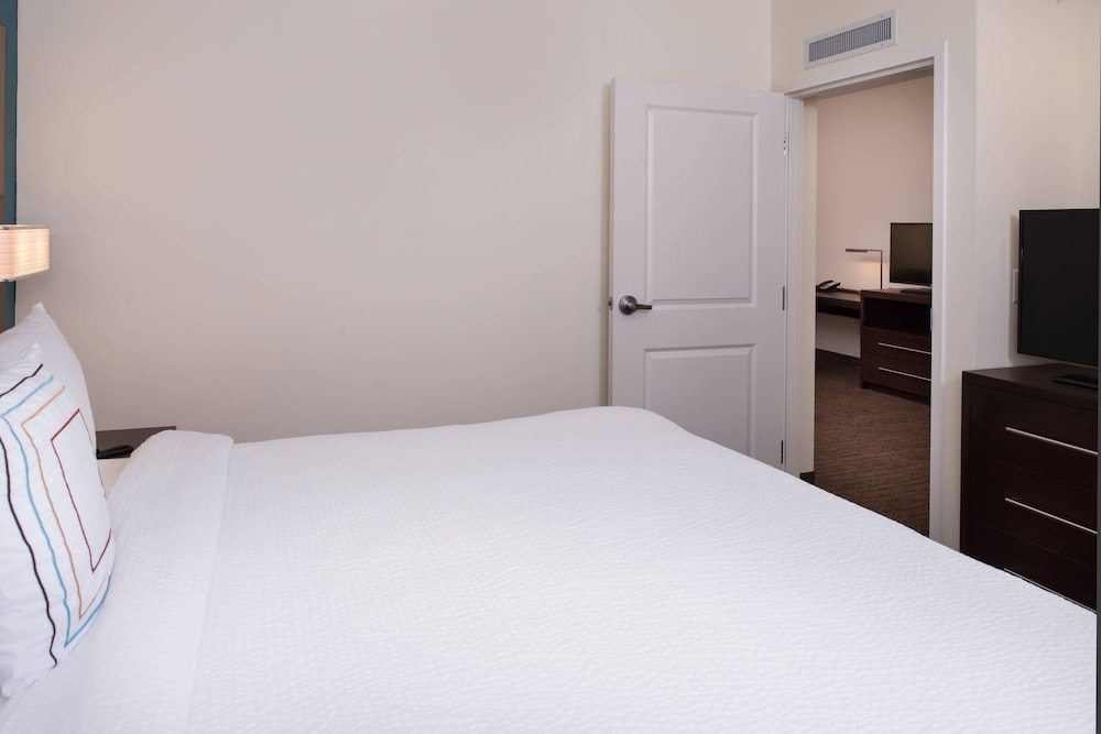 Suite, 1 Bedroom photo 1