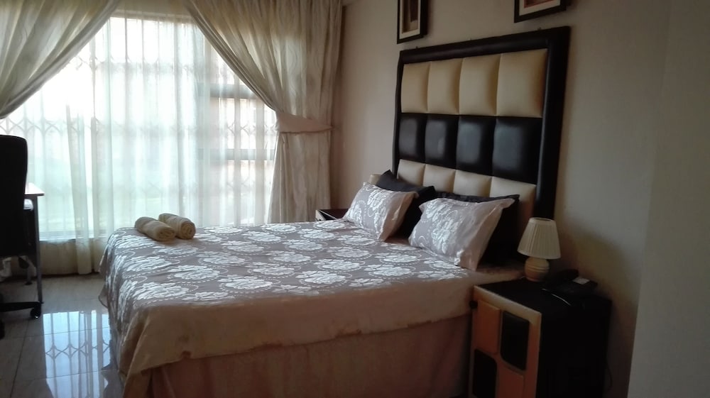 Basic Double Room, 1 Double Bed, Garden View photo 1