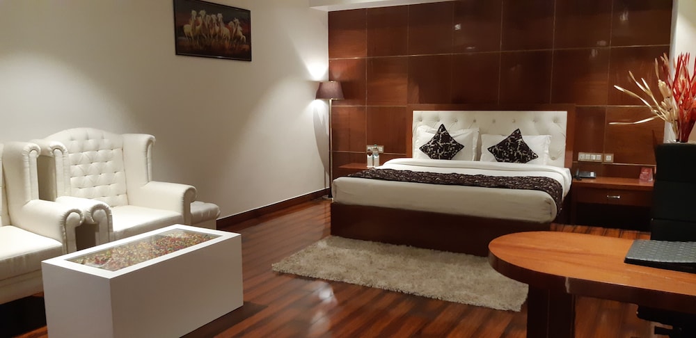 Super Deluxe Room