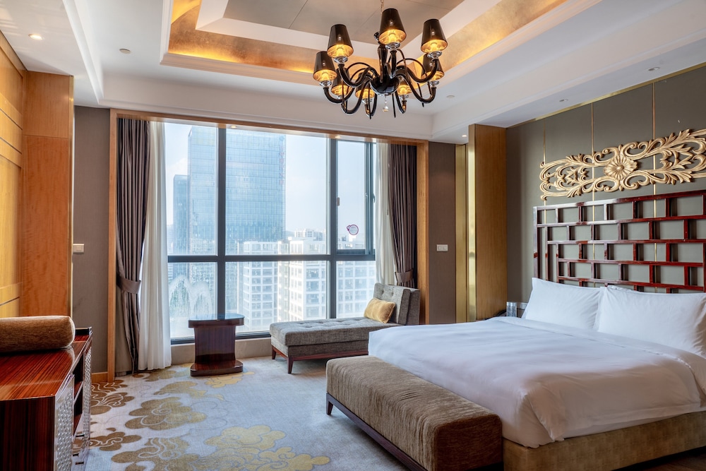 Presidential Suite, Multiple Beds (Top Floor) photo 3