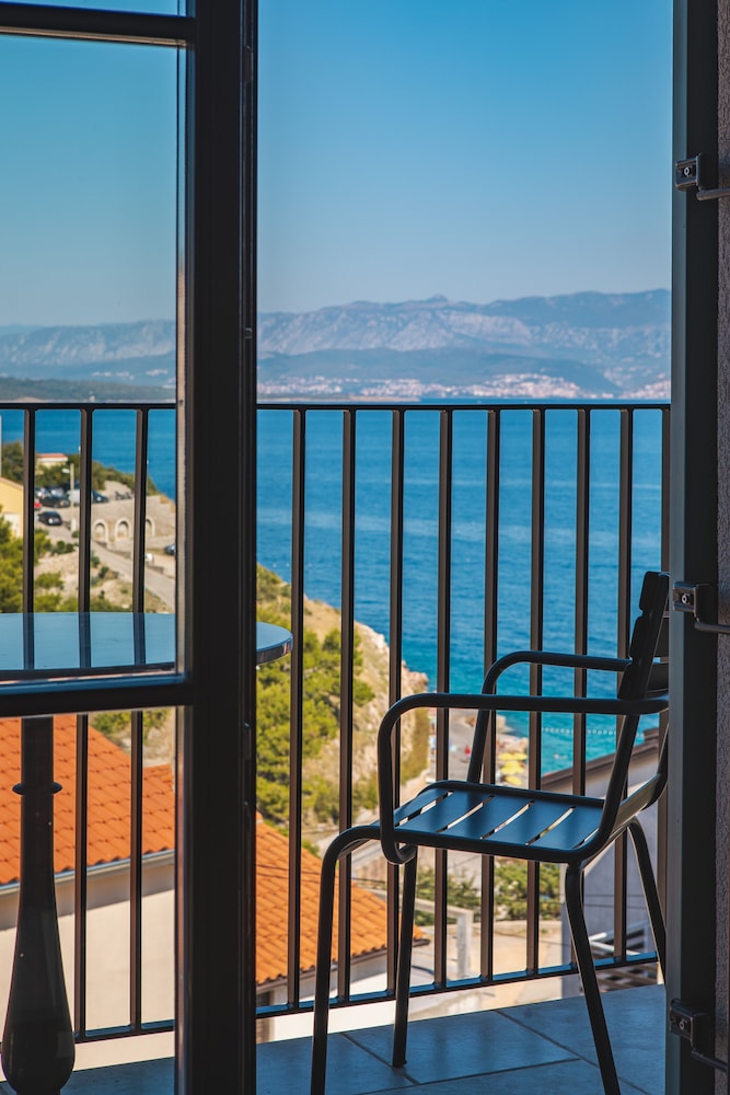 Basic Double or Twin Room, Balcony