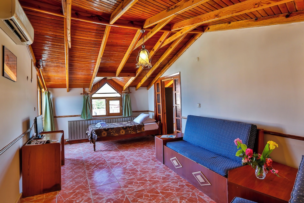 Quadruple Room, Sea View photo 2