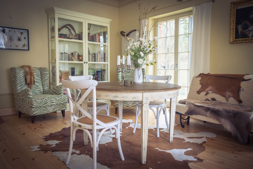 Apartment (Sir Henry) photo 3
