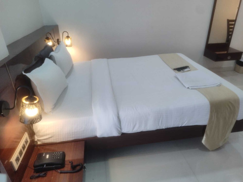 Deluxe Single Room