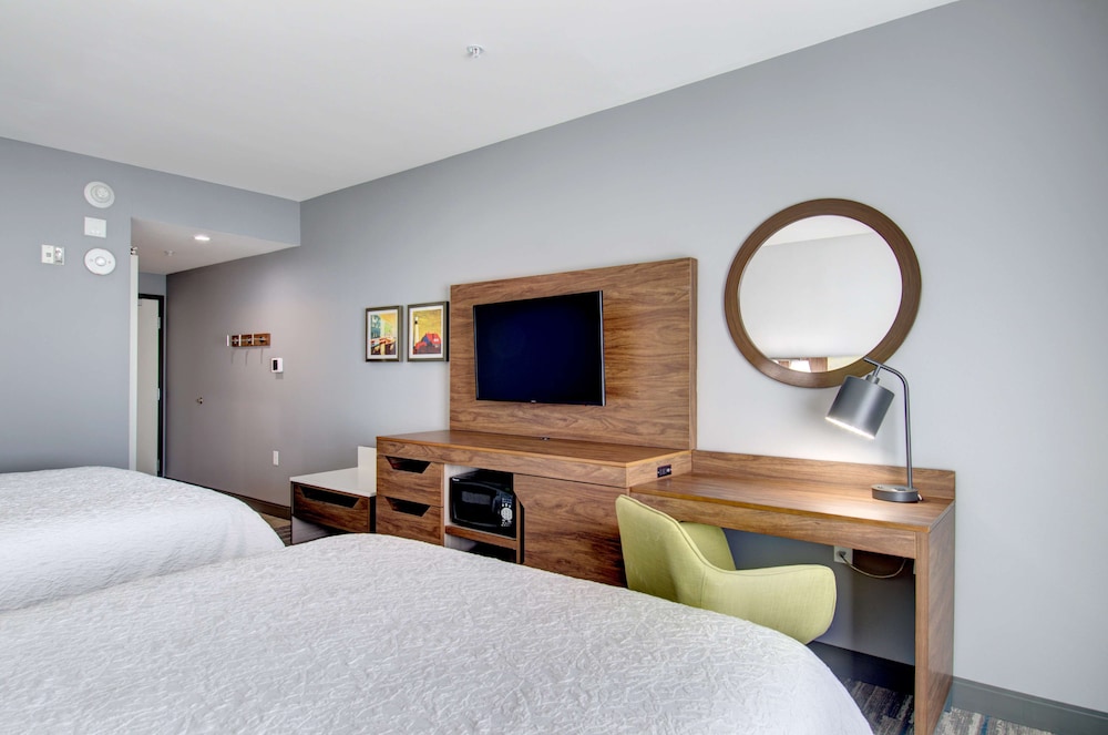 Room, 2 Queen Beds, Accessible, Bathtub at Hampton Inn & Suites Portland West in Portland
