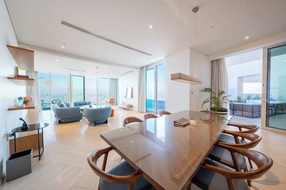 4 BED | Sky Villa w/Pool
