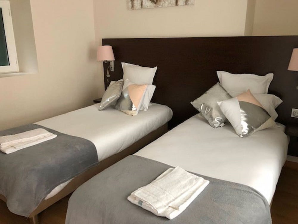 Superior Twin Room photo 3