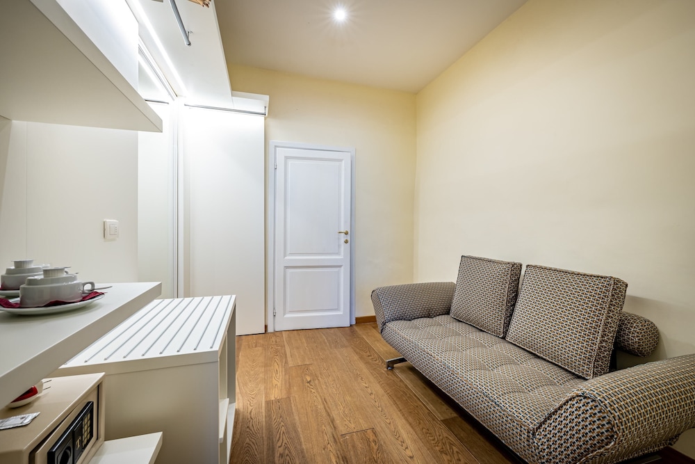 Superior Double Room - Photo 16