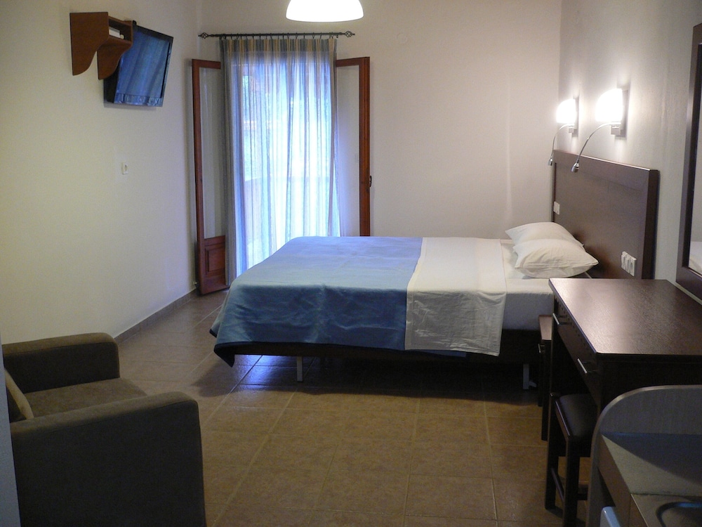 Standard Studio (2) photo 2