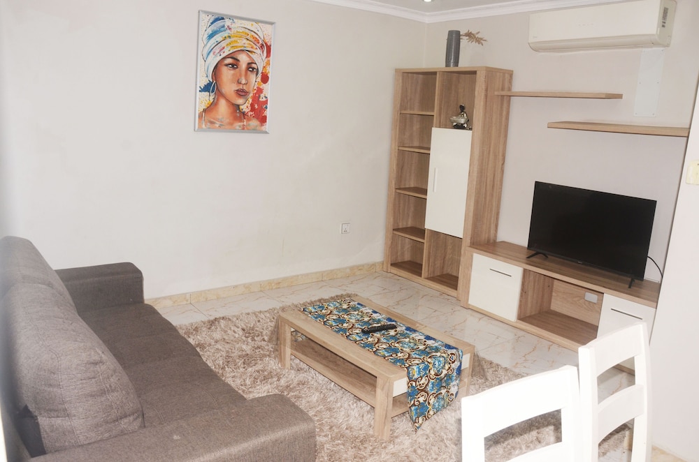 Deluxe Apartment photo 2