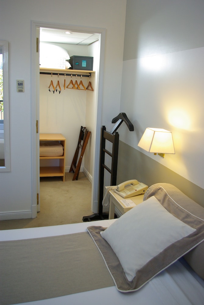 Junior Studio