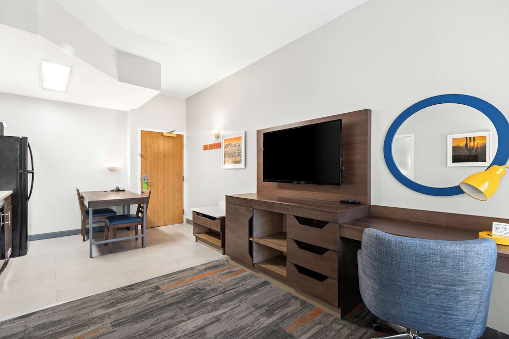 King suite whirlpool with balcony