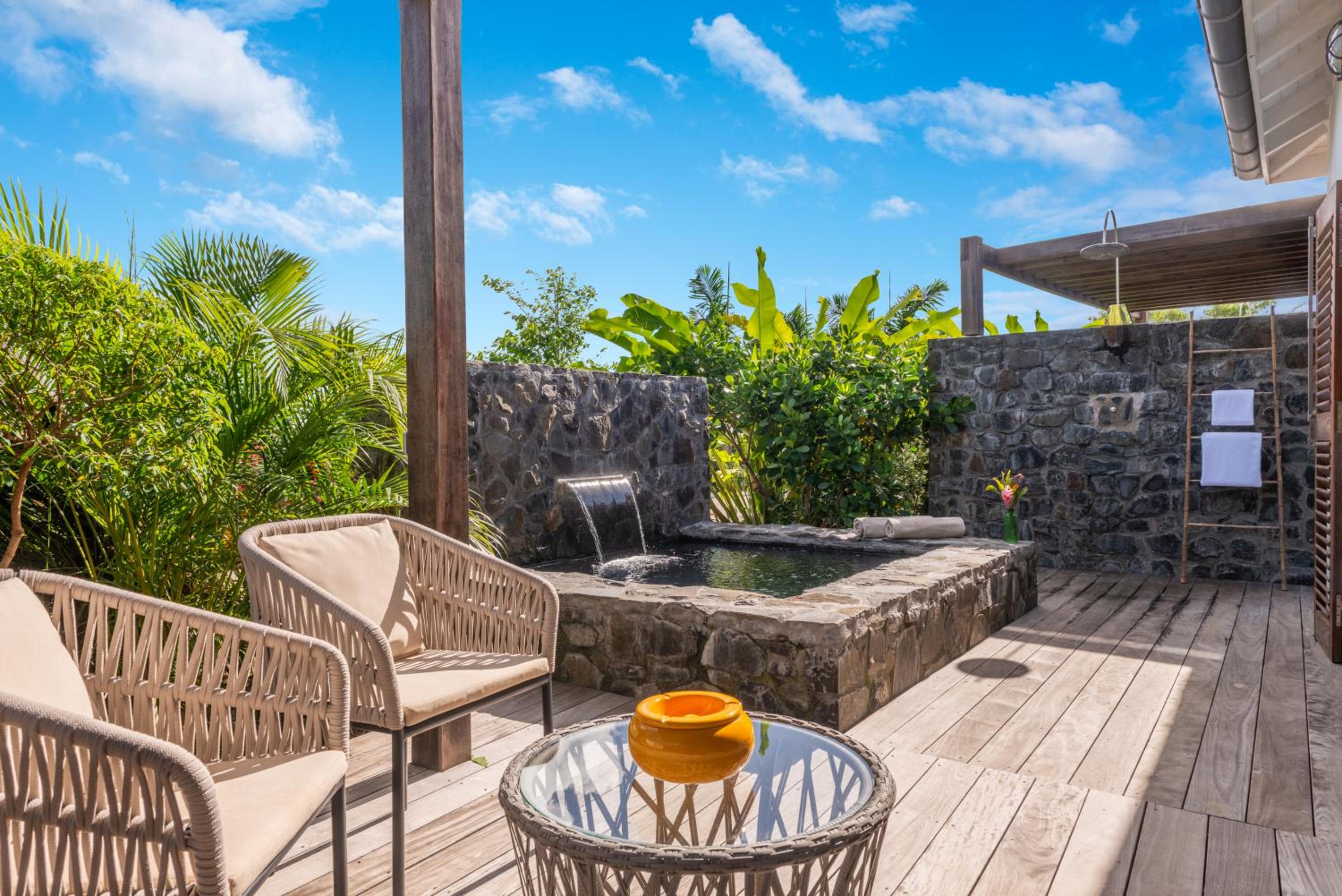 Bungalow with Patio - Photo 18