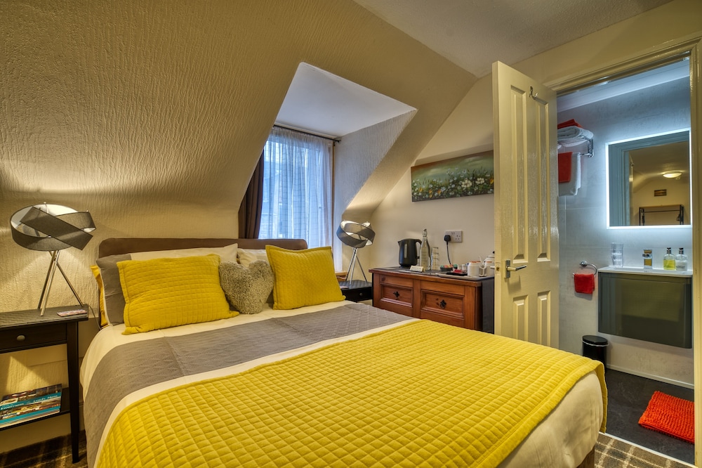 Family Room, Multiple Beds, Non Smoking, Ensuite photo 3