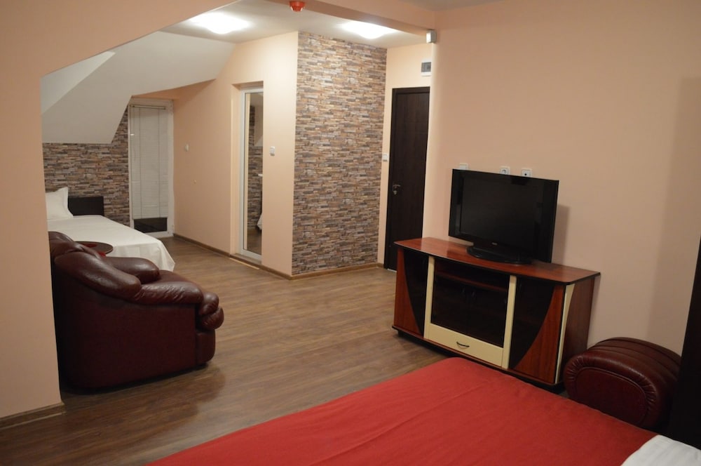 Duplex Suite, Balcony