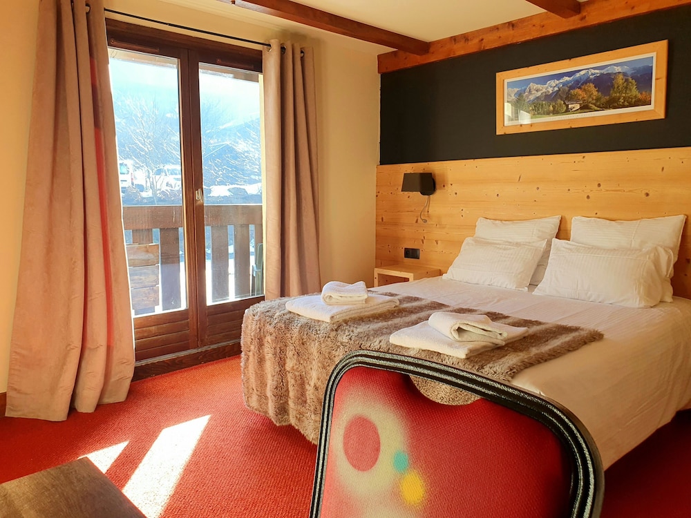 Double Room with Balcony Mont Blanc side