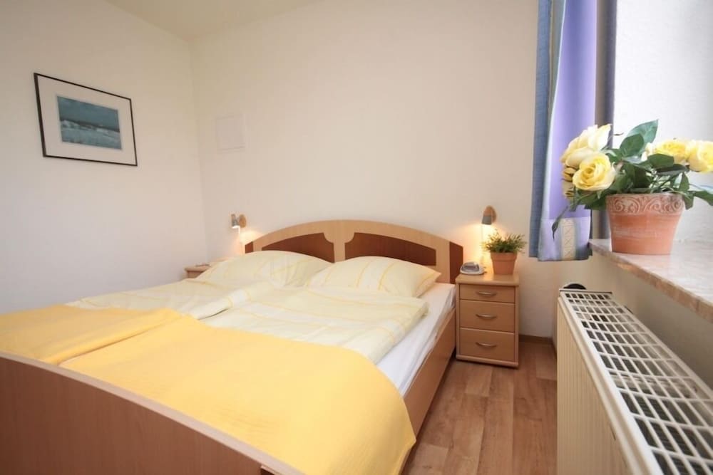 Comfort Apartment, 2 Bedrooms (Apt 9)
