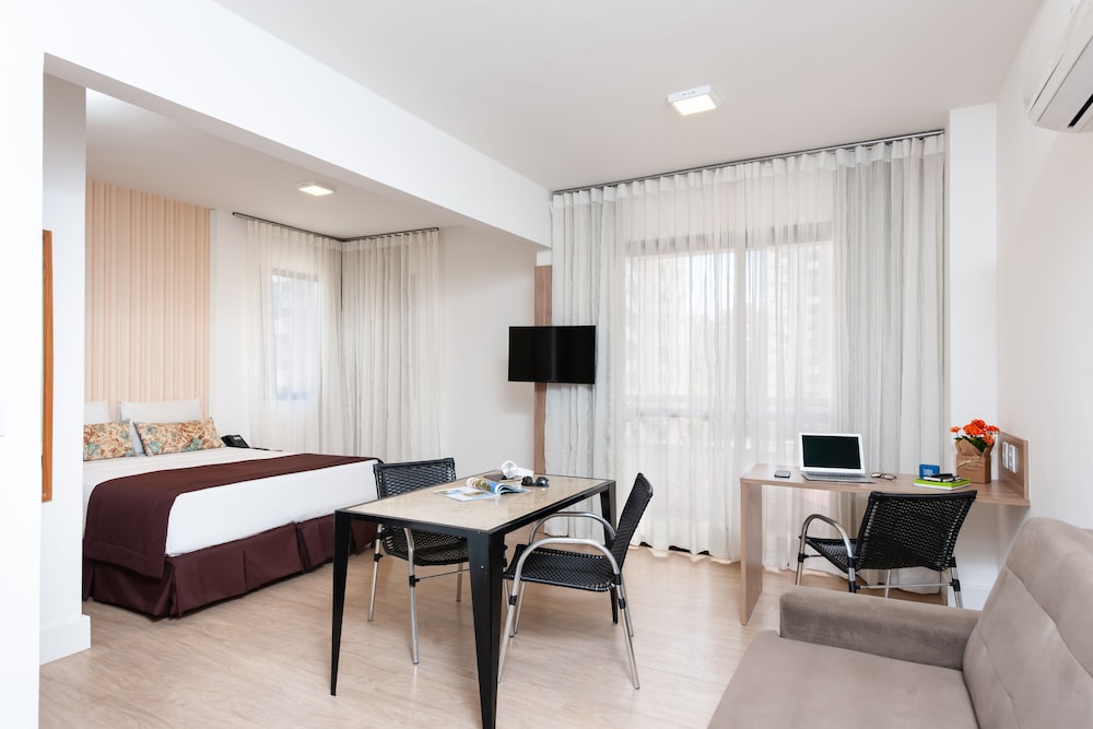 Superior Room, 1 Queen Bed with Sofa bed, Mobility Accessible