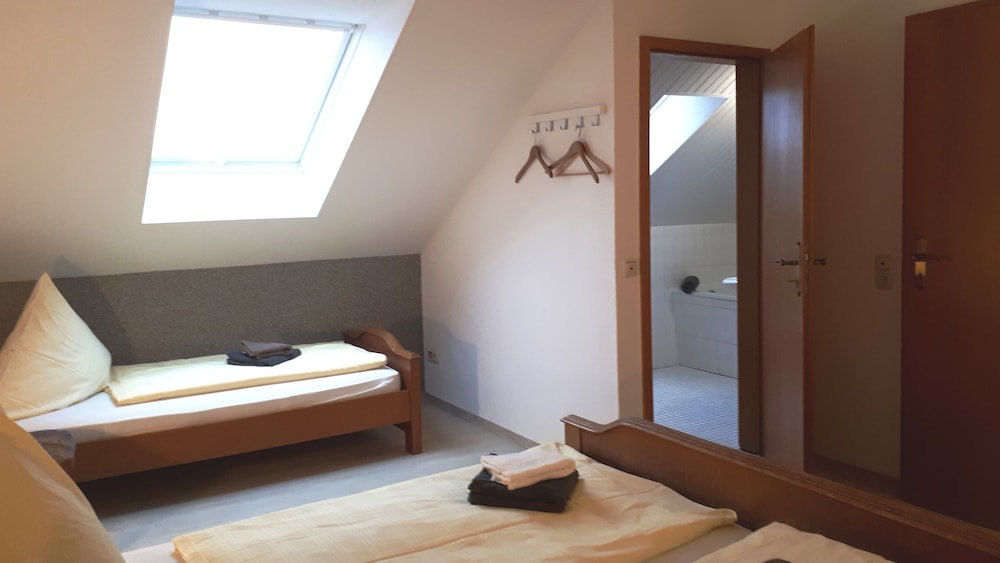 Triple Room photo 2
