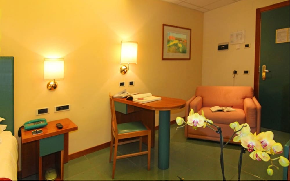 Classic Double Room
