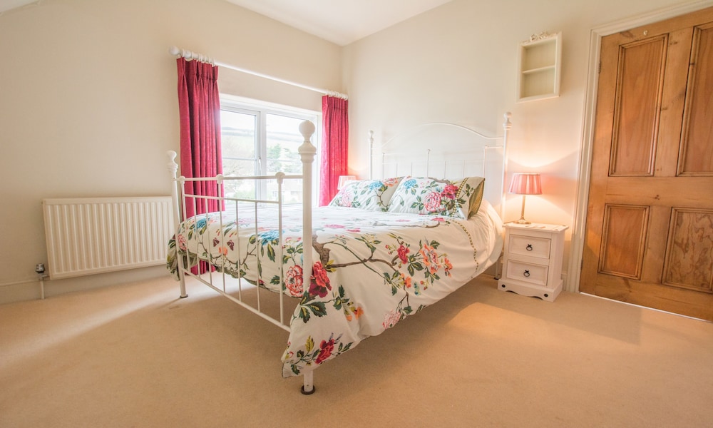Cottage (3 Bedrooms)