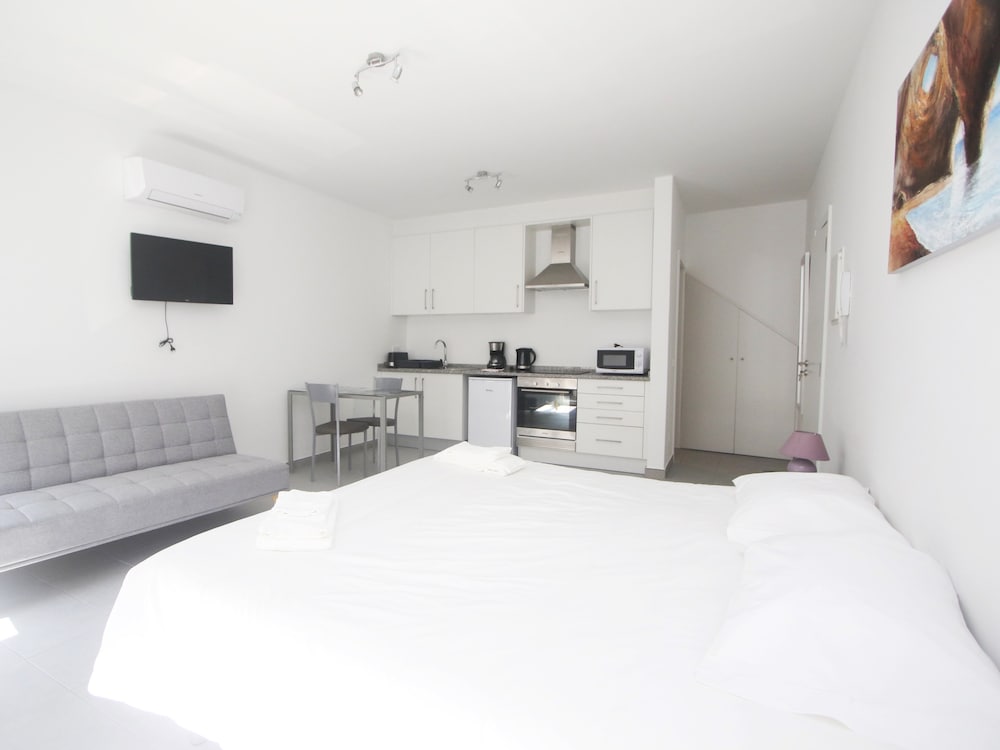 Suite, Private Bathroom (Suite 2) - Photo 1