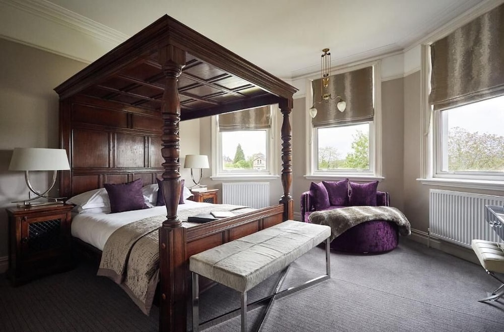 City View Four Poster photo 3