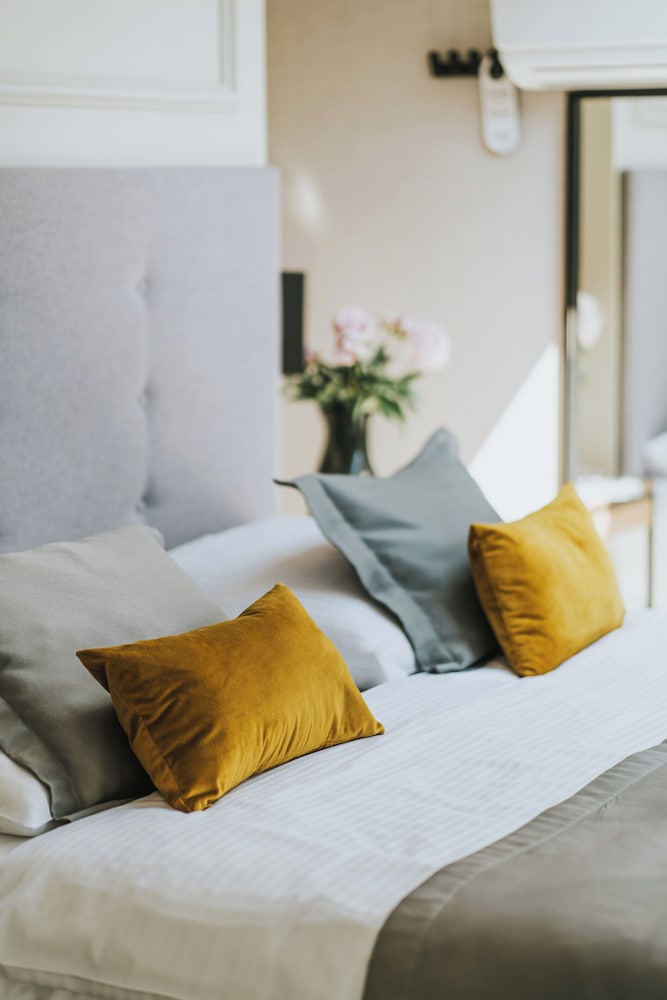 Standard Double Room - Photo 7
