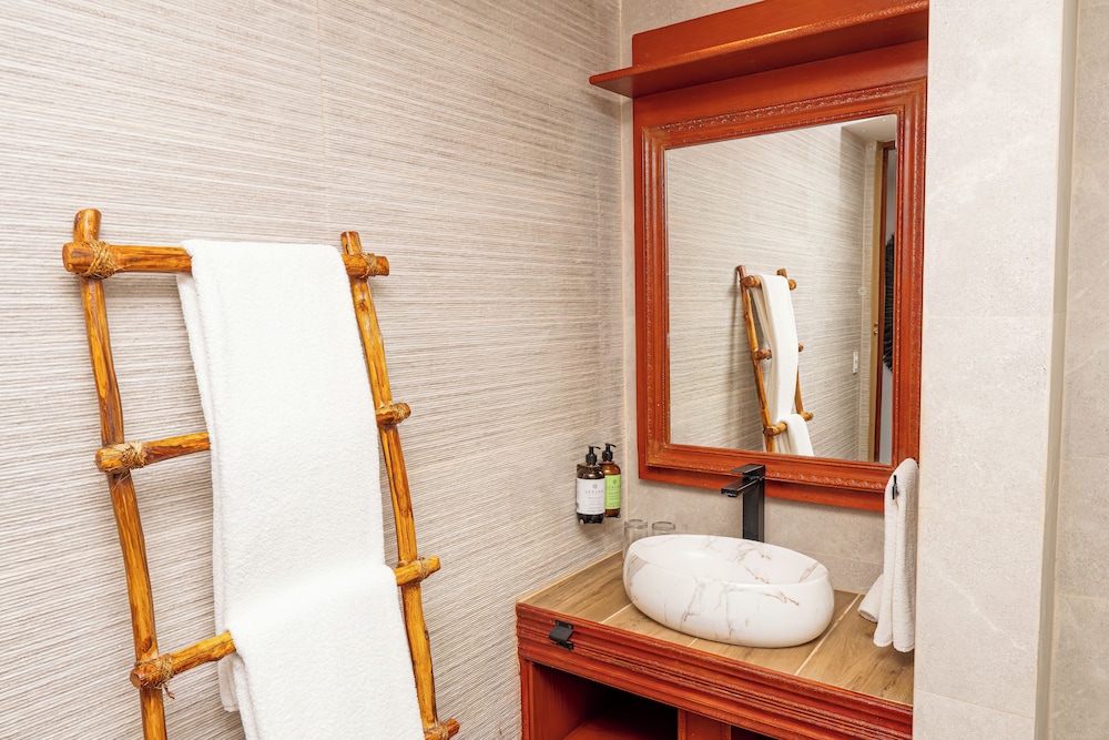 Luxury Room, Pool Access