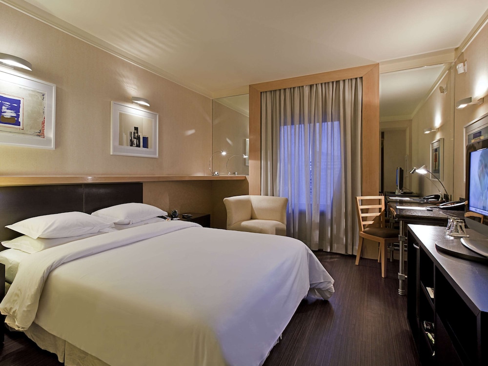 Superior Room, 1 Double Bed, City View