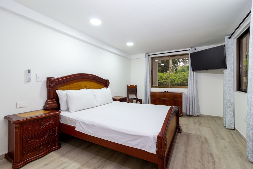 Economy Double Room photo 3