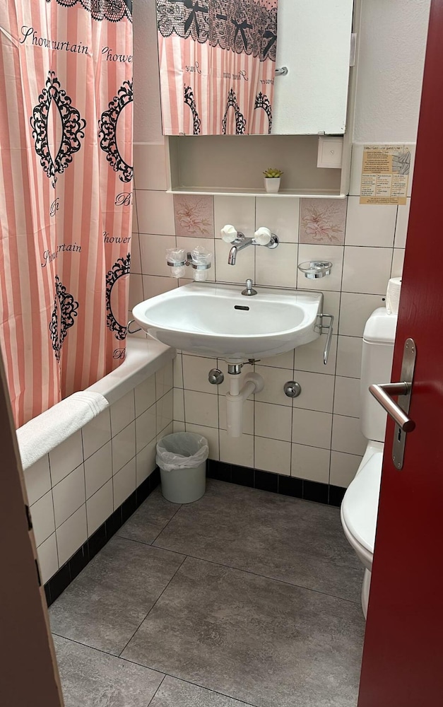 Double Room - Photo 27