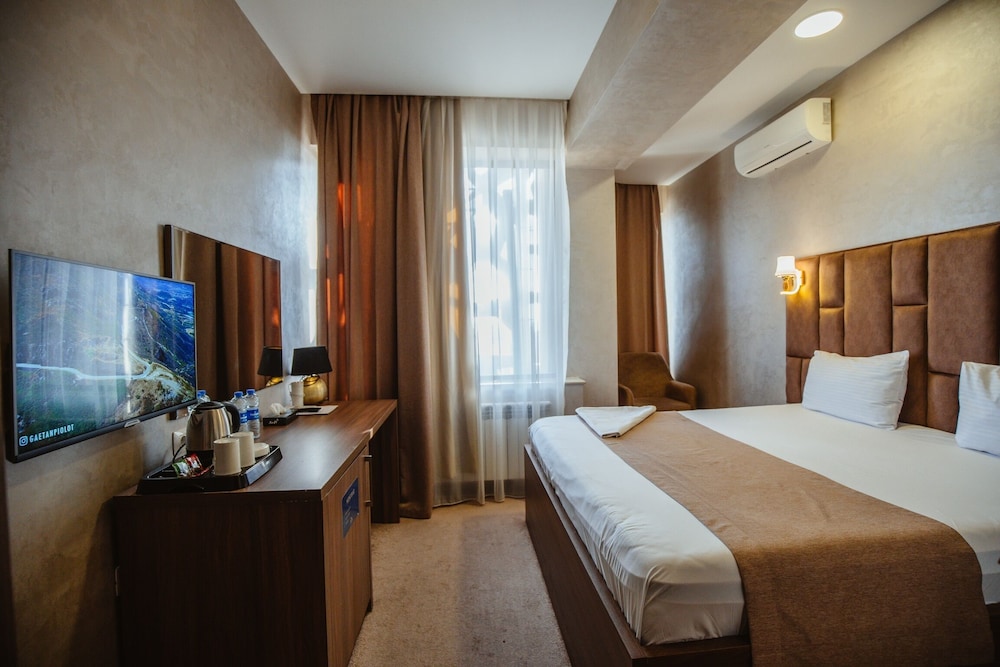Standard Double Room - Photo 1