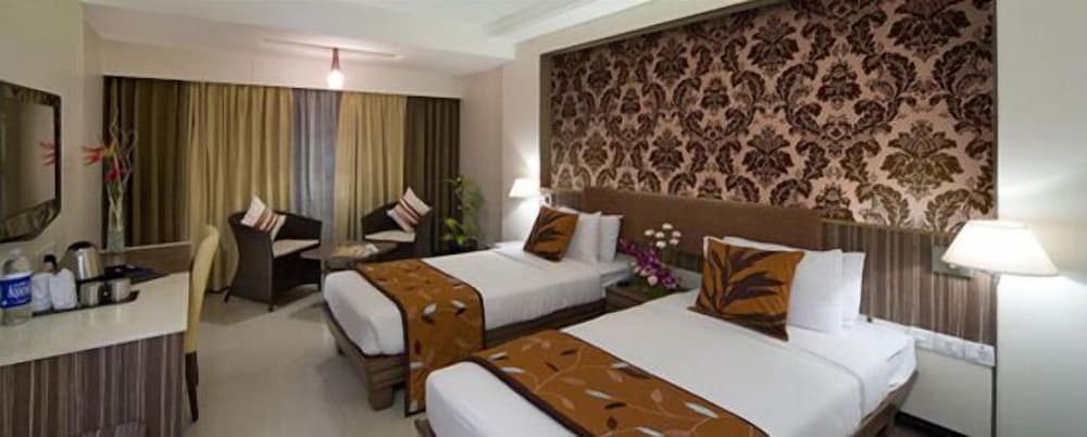 Executive Room - Photo 6