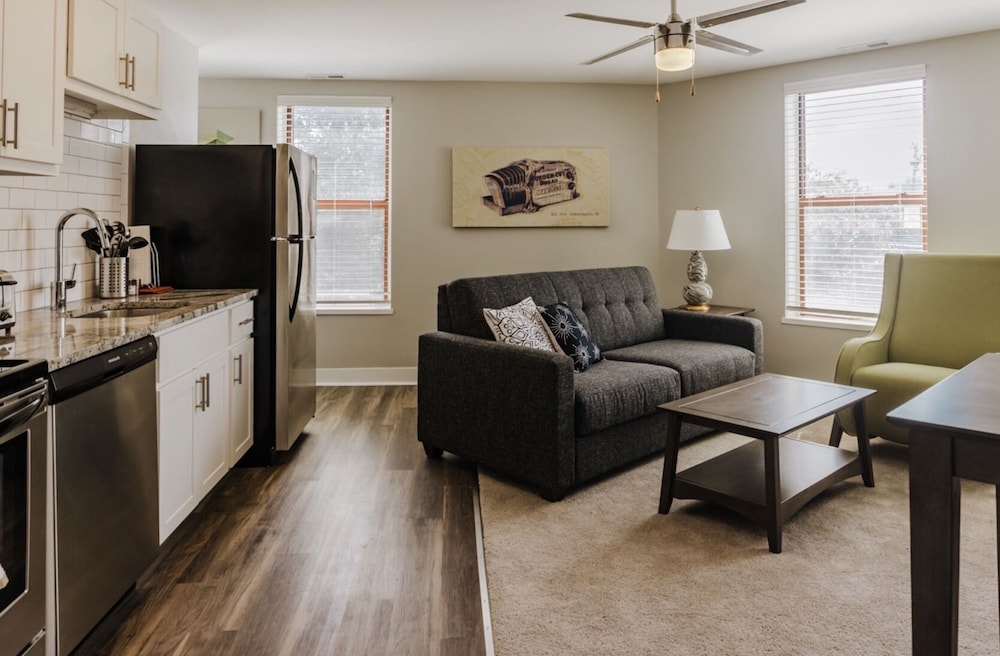 City Apartment photo 2