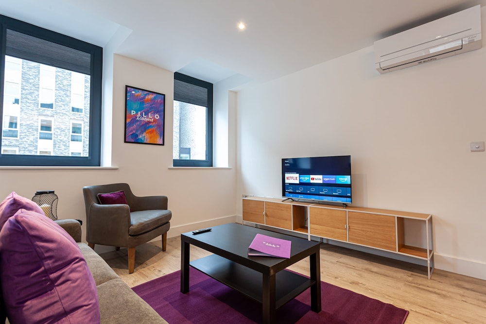 Apartment photo 3