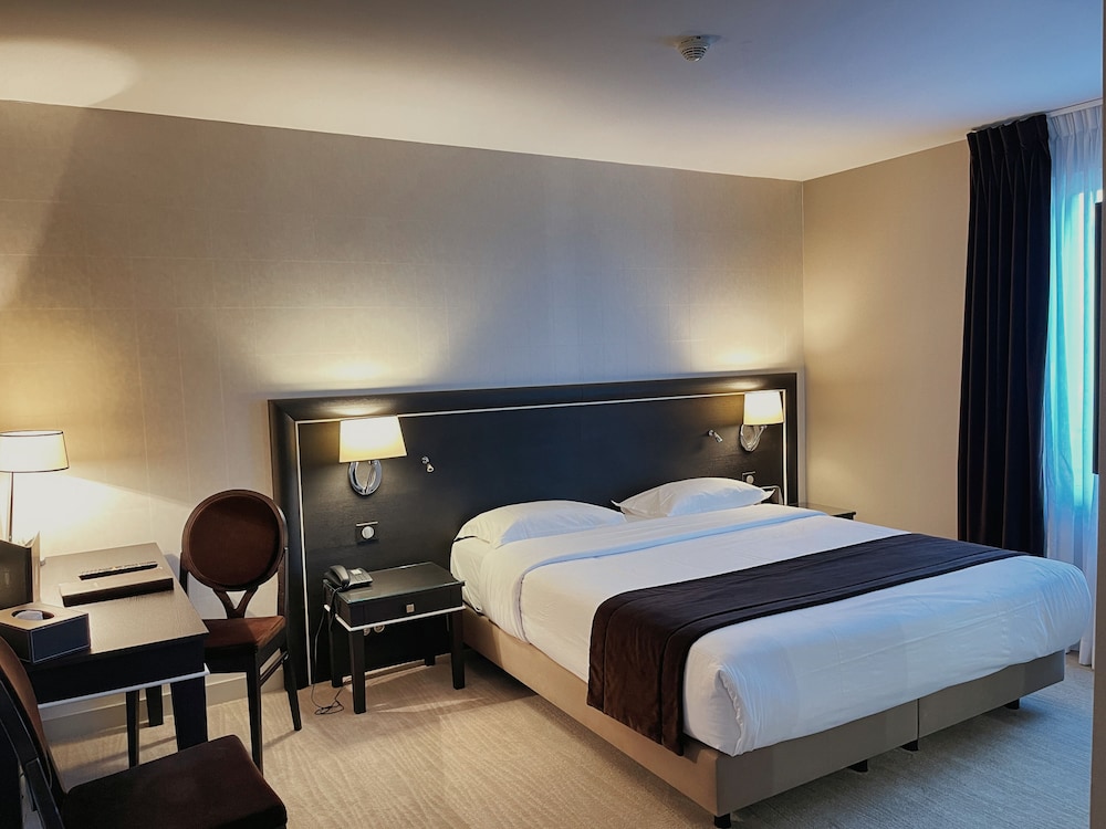 Premium Room, 1 King Bed