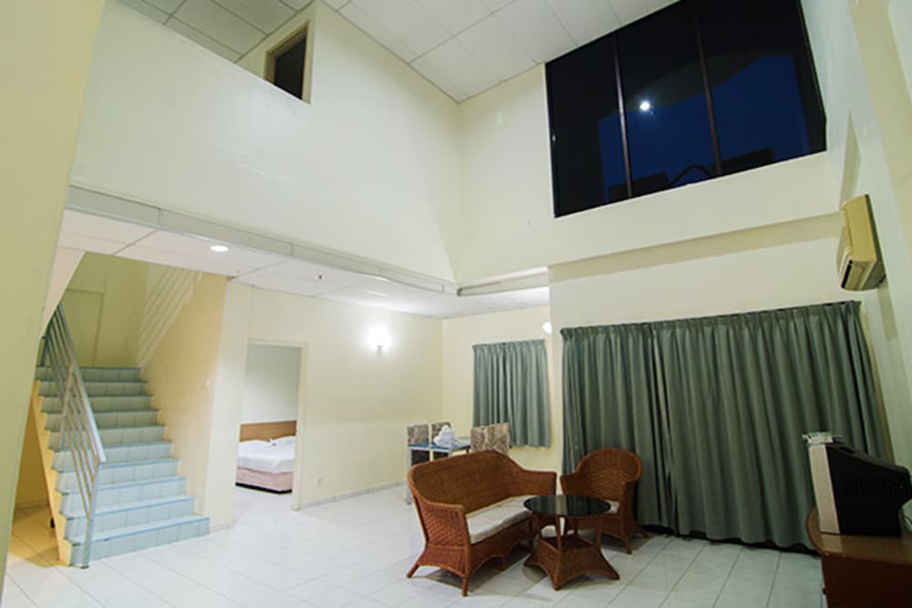 Duplex, 3 Bedrooms