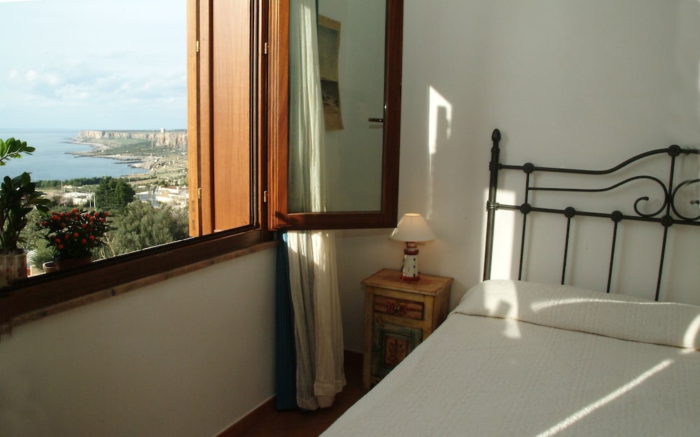 Double Or Twin Room, Sea View photo 2