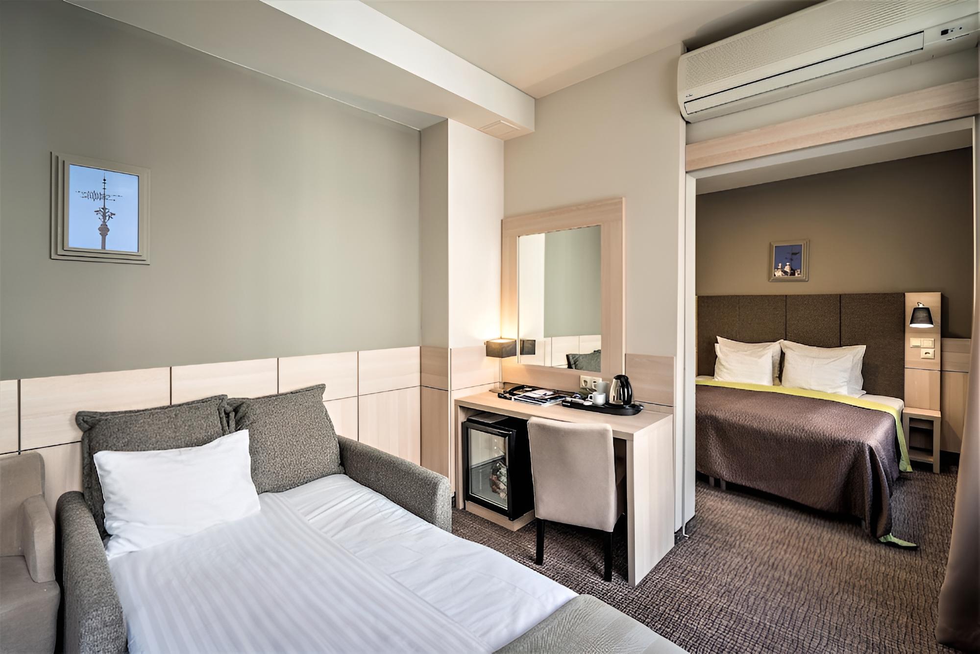 Suite room photo 2