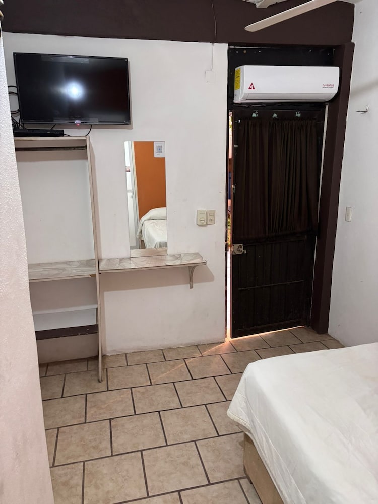 Standard Room - Photo 3