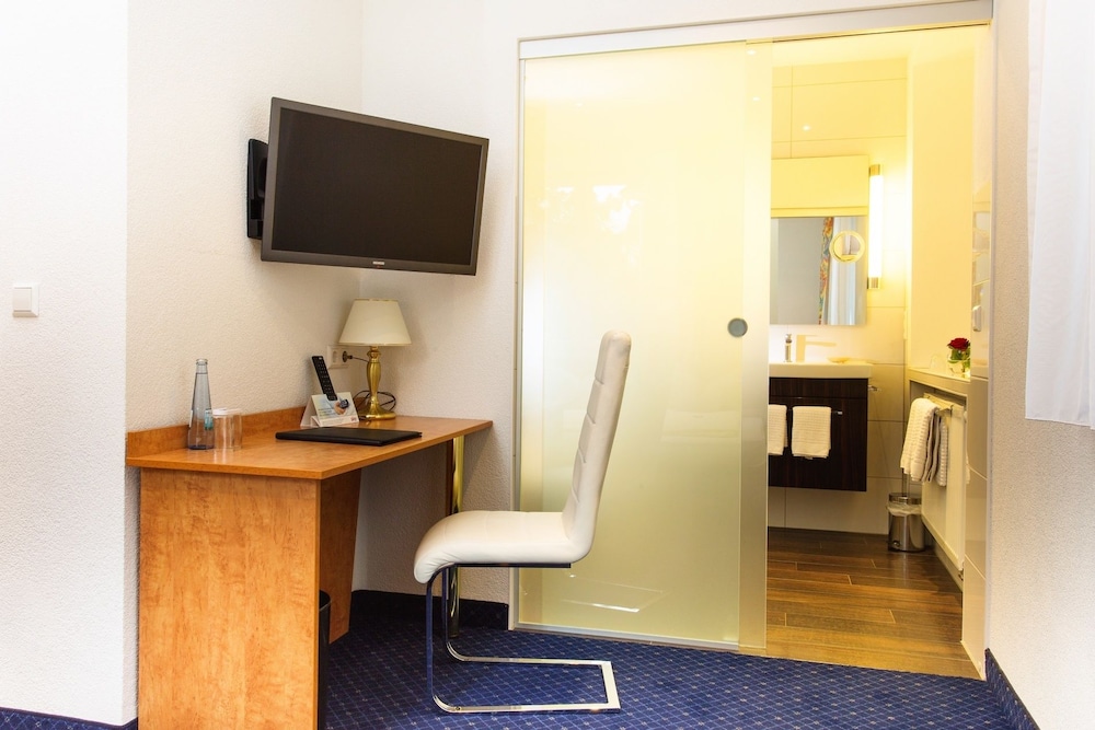 Double Room - Photo 2