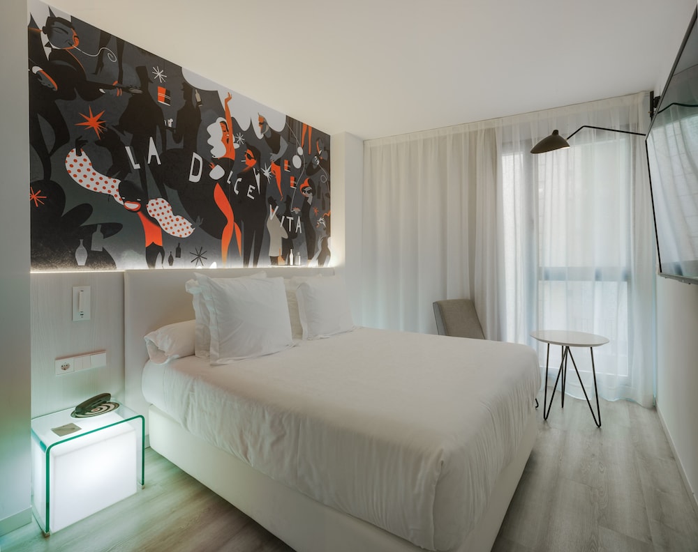 Standard Double Room, 1 Double or 2 Twin Beds - Photo 22