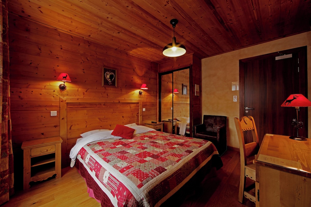 Traditional Double Room, Courtyard View