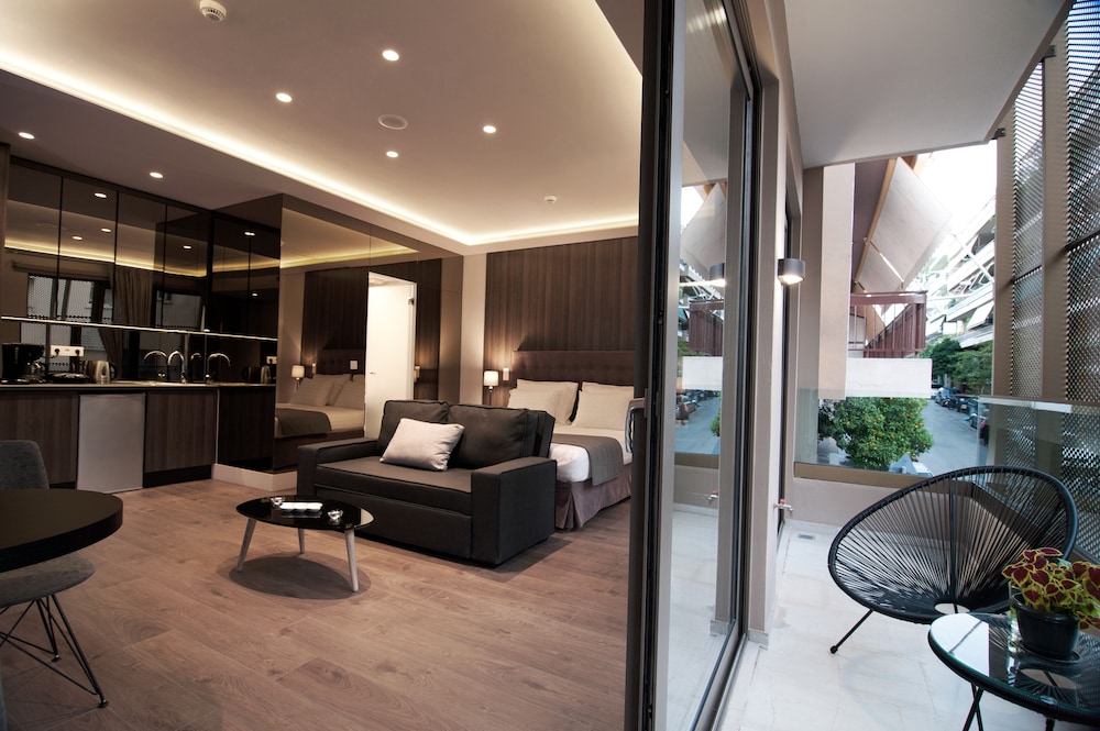Luxury Suite photo 3