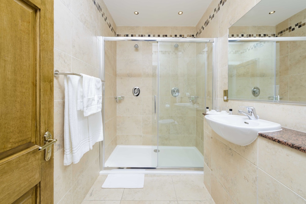 Classic Double or Twin Room, Lake View - Photo 4