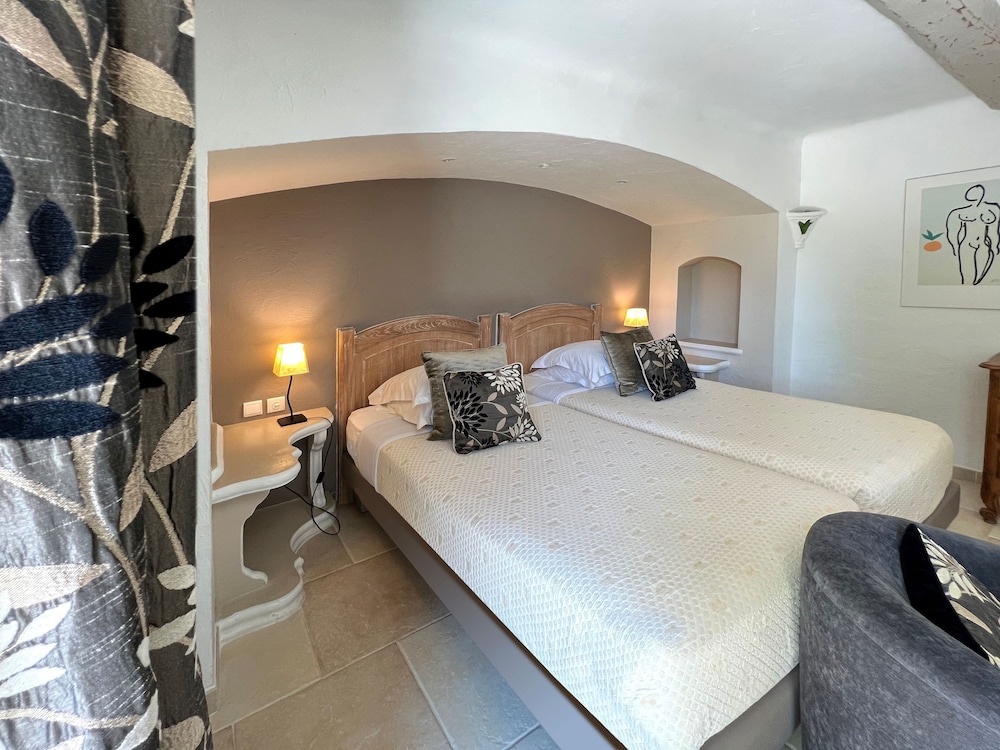 Deluxe Double Room - Photo 4