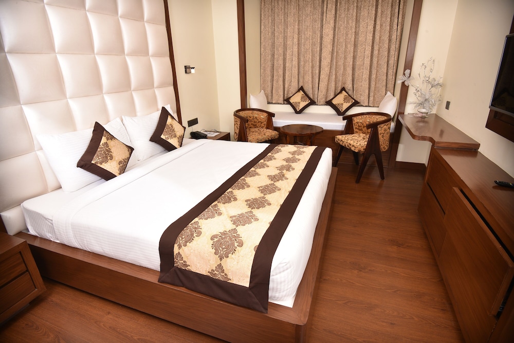 Super Deluxe Room - Photo 3