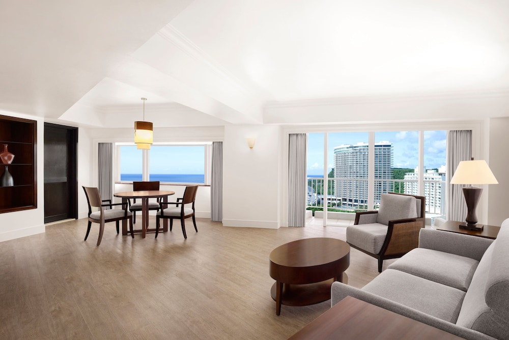 Executive Suite, 1 Bedroom, Executive Level - Photo 4