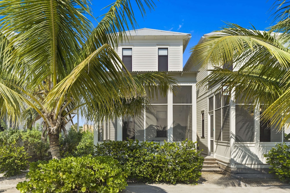 Family Cottage, 3 Bedrooms, Private Pool thumbnail 6
